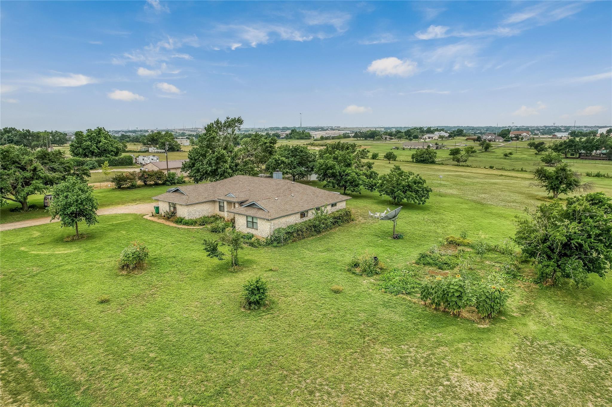 1931 Rowe Loop Property Photo 7