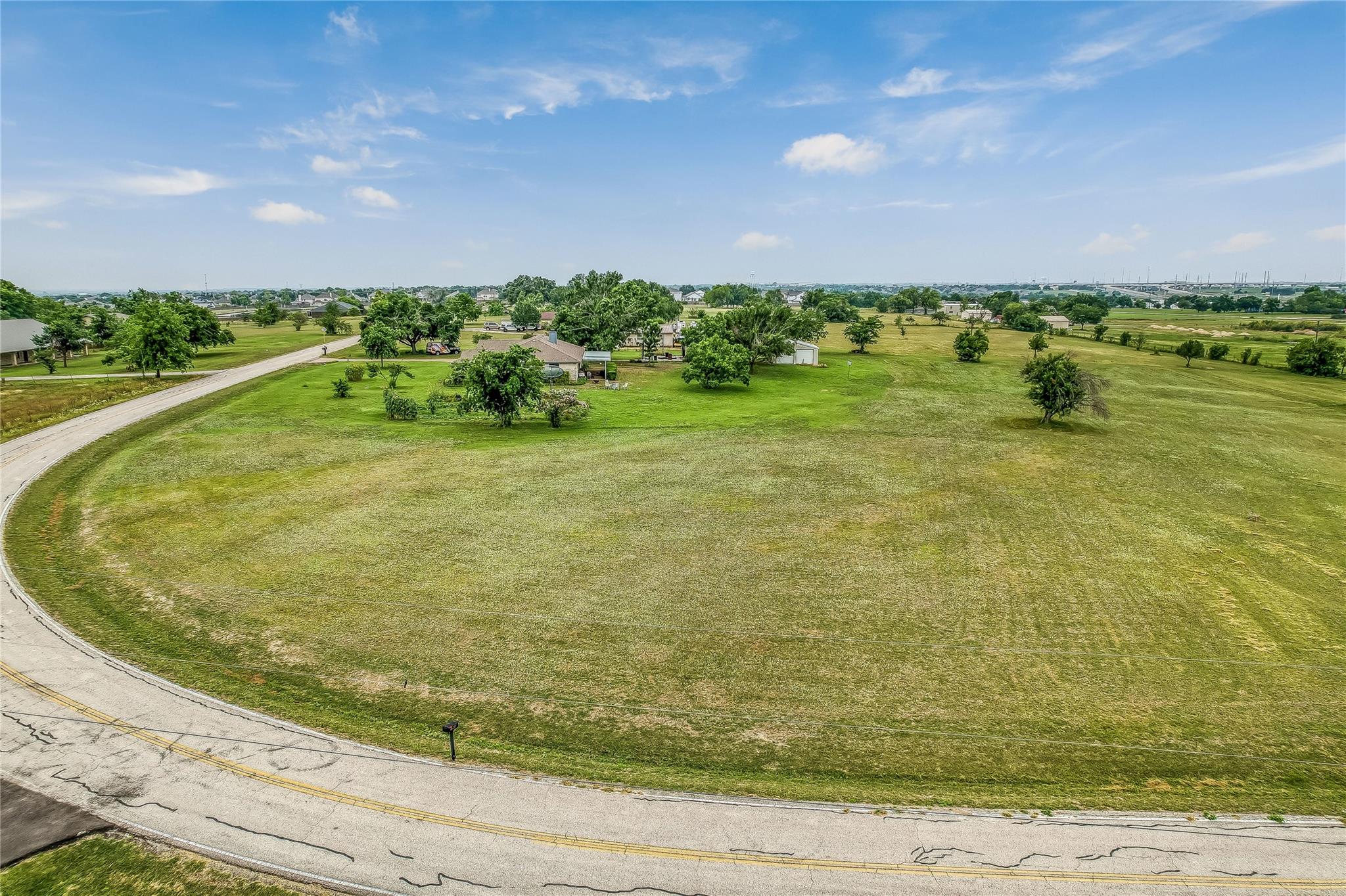 1931 Rowe Loop Property Photo 8