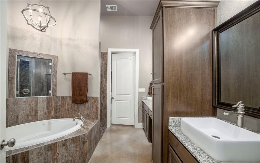 345 Laguna Rd Property Photo 12