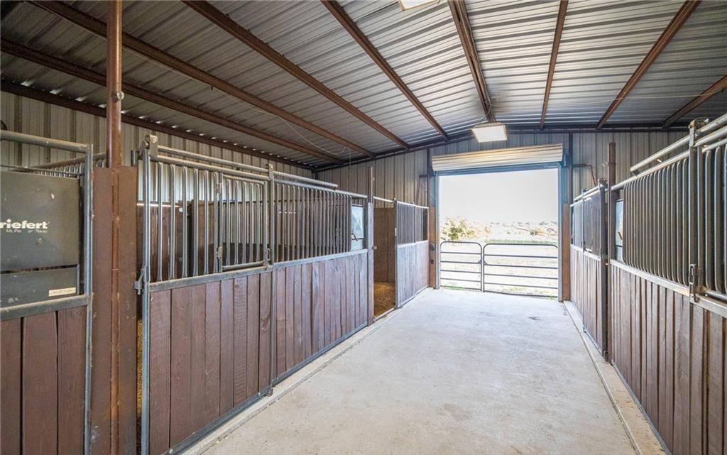345 Laguna Rd Property Photo 25