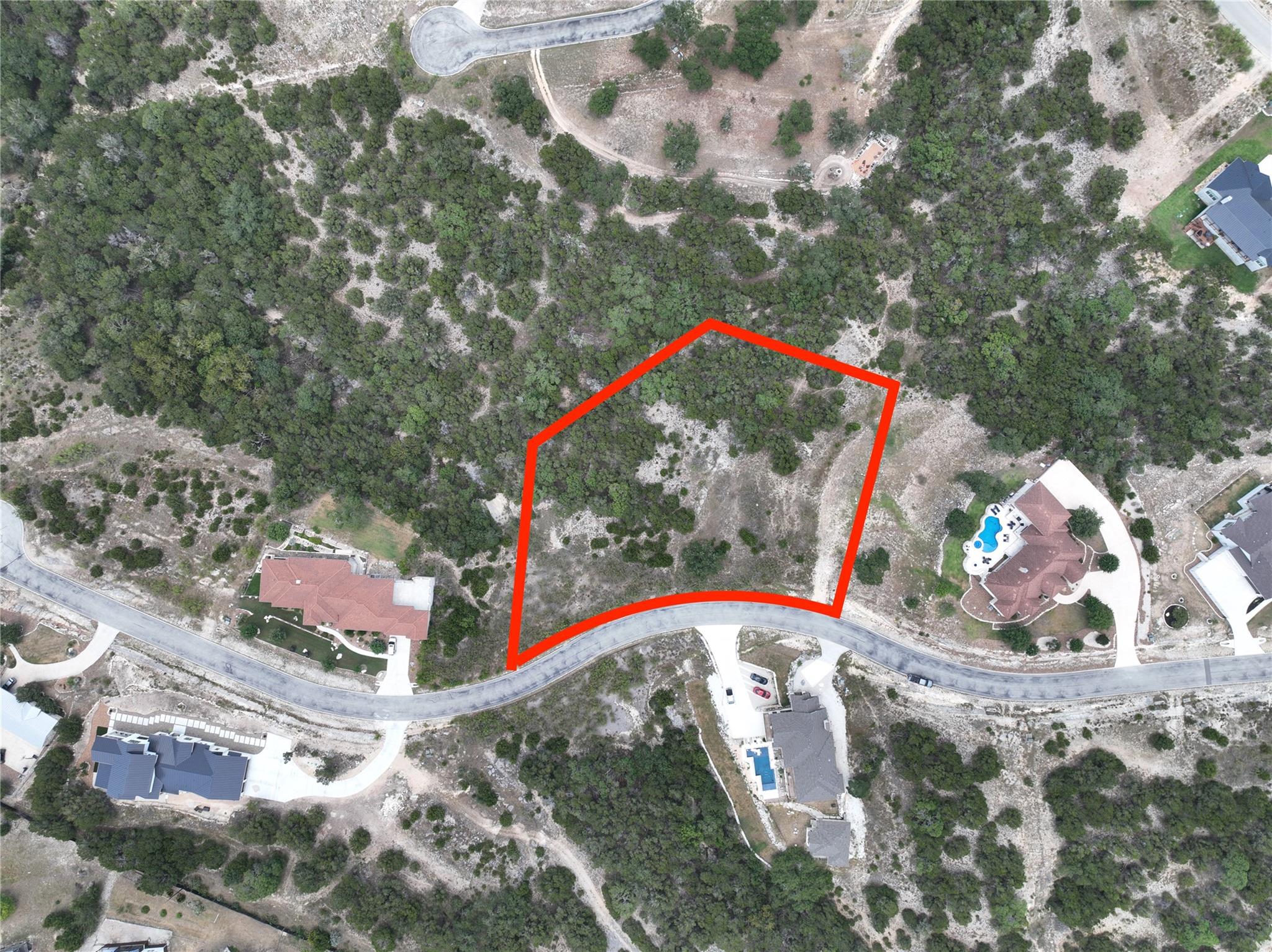 1020 Thunderbolt Rd Property Photo 2