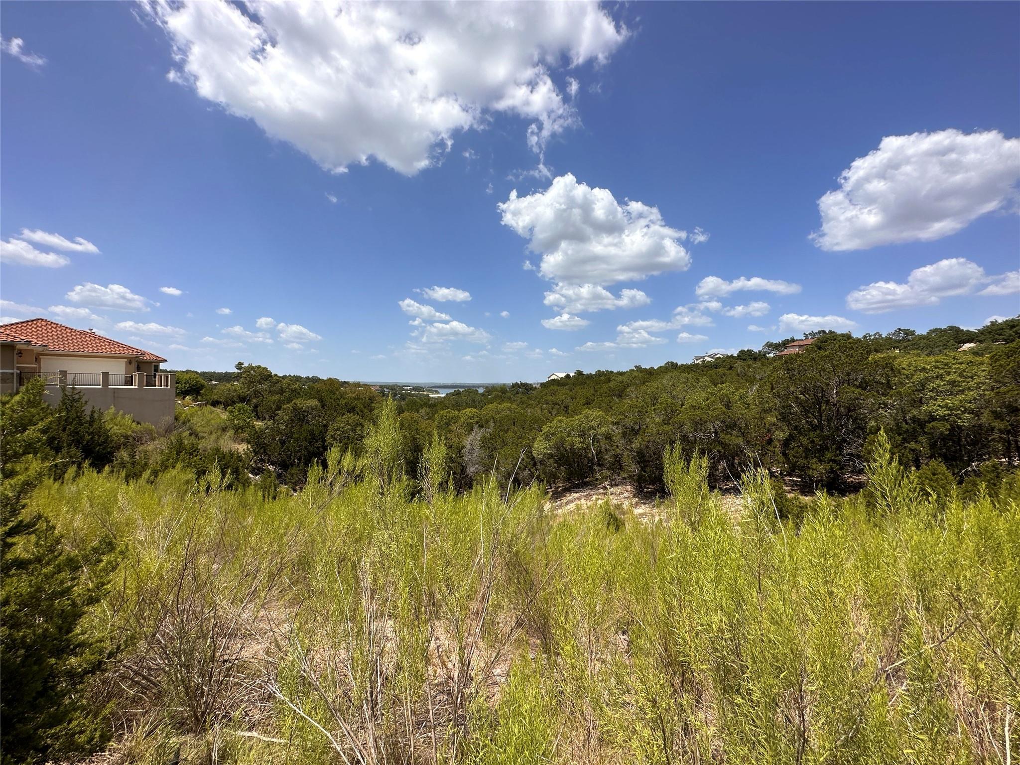 1020 Thunderbolt Rd Property Photo 5