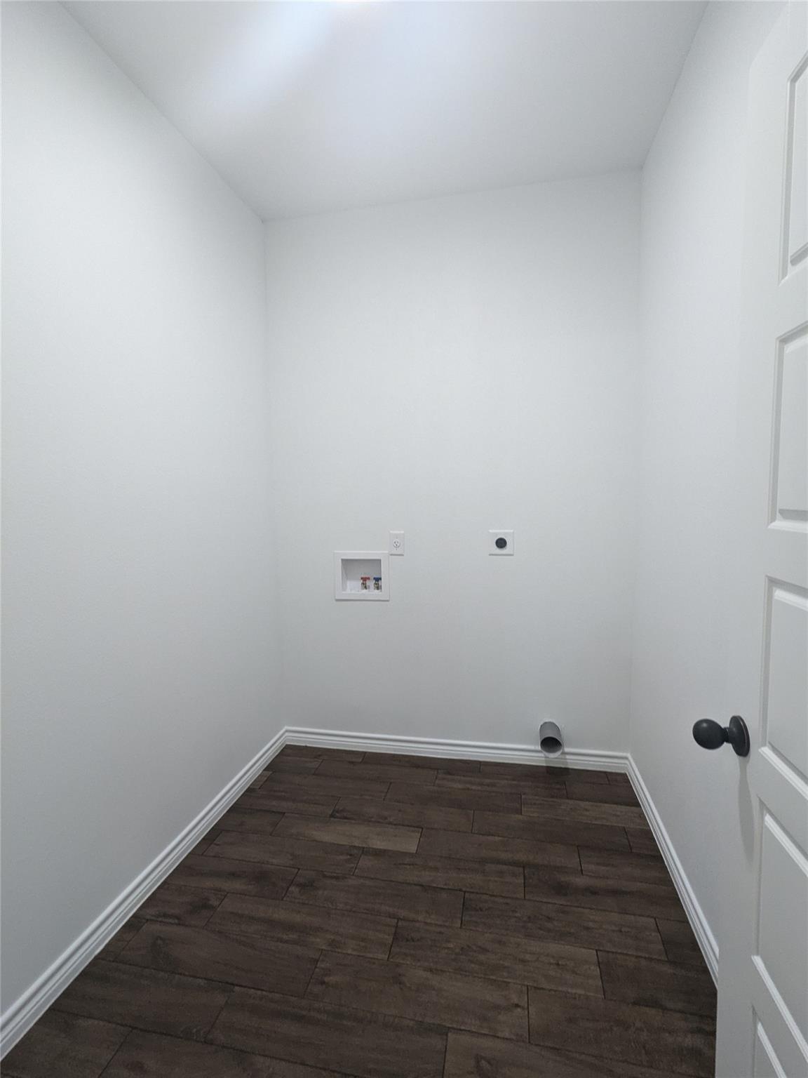 1704 E Avenue G Property Photo 5