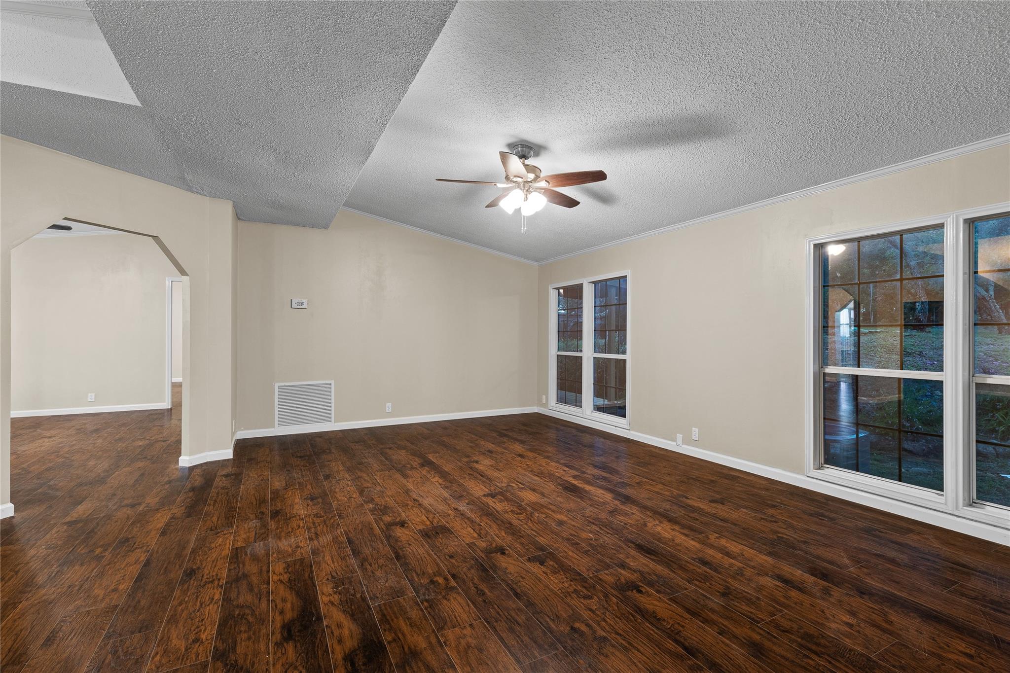 4551 Chamberlain Way Property Photo 10