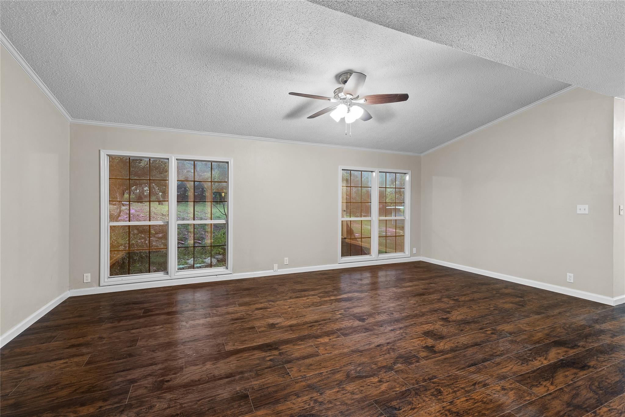 4551 Chamberlain Way Property Photo 11