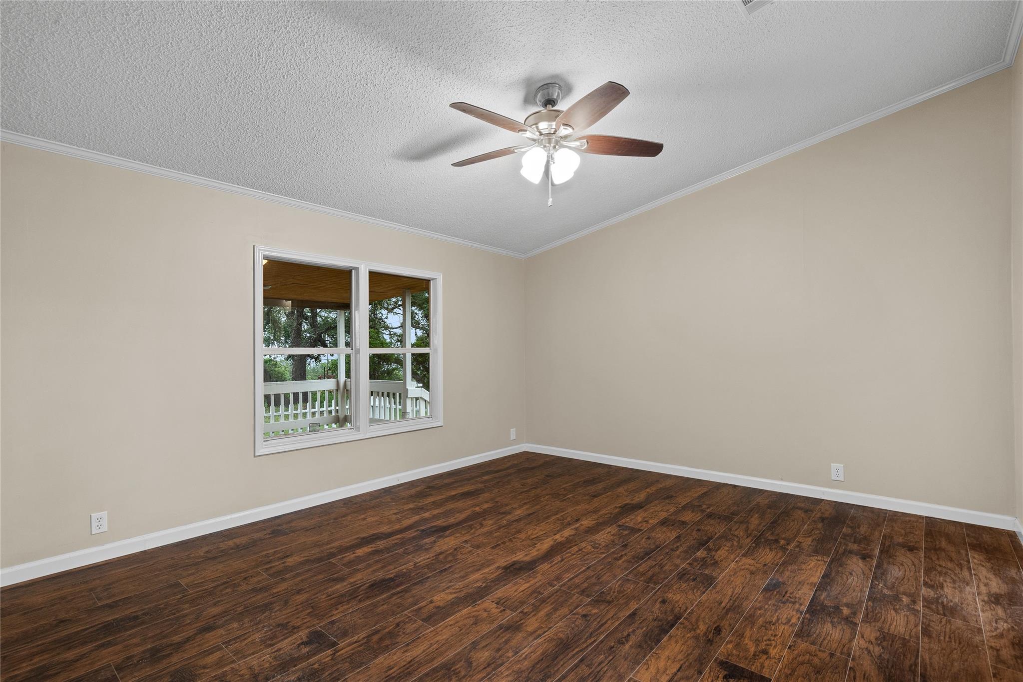 4551 Chamberlain Way Property Photo 14