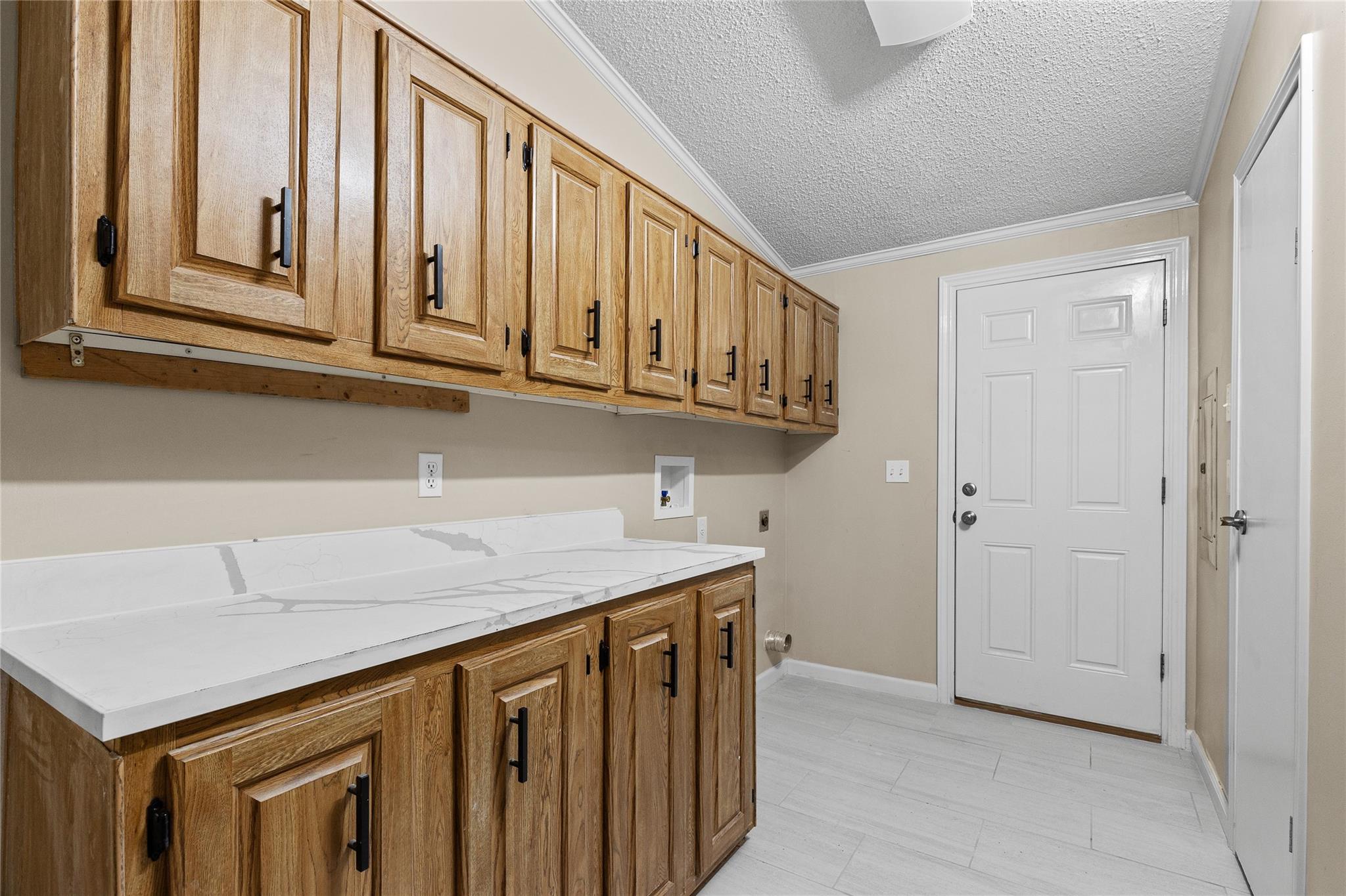 4551 Chamberlain Way Property Photo 19