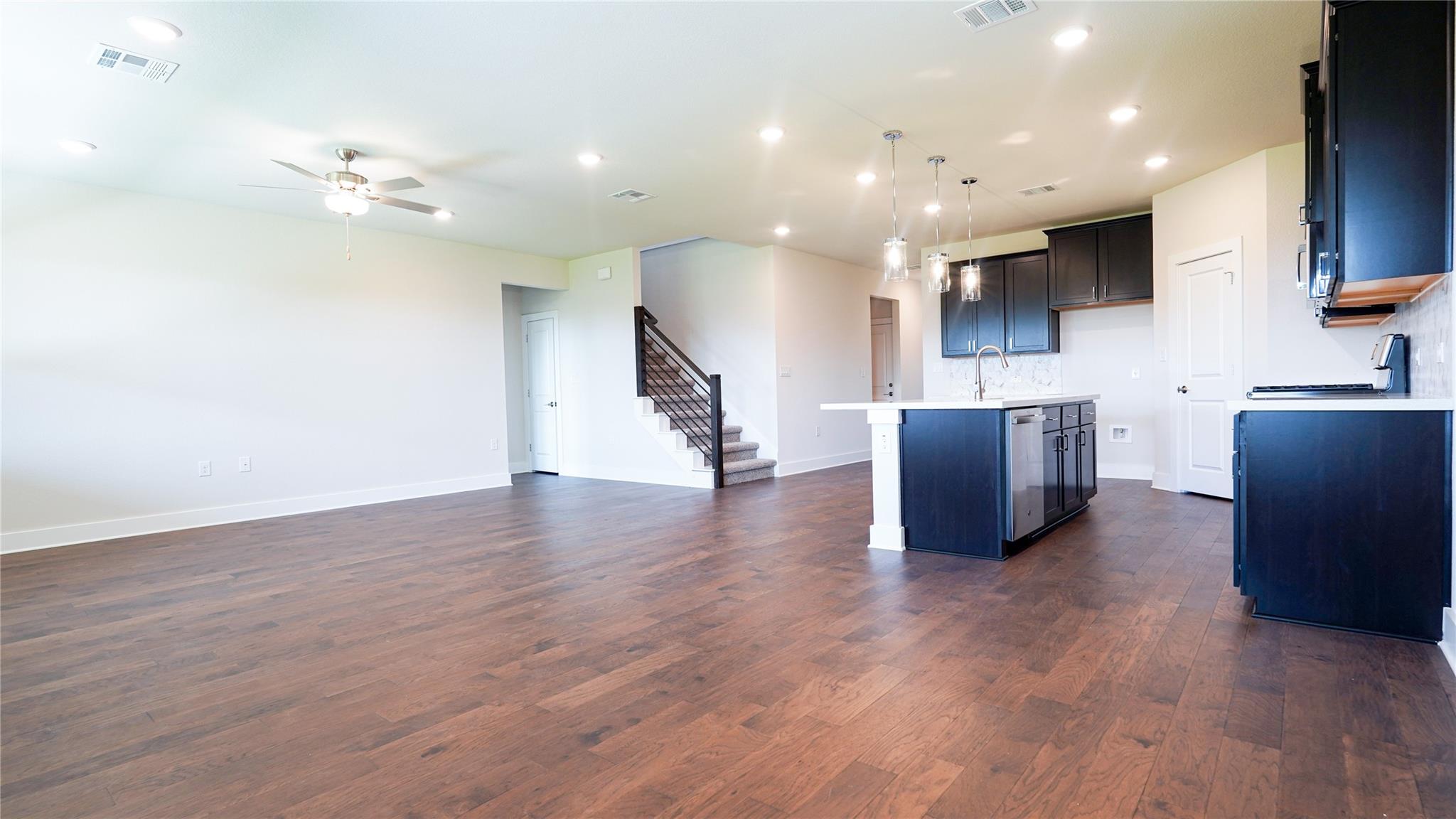15101 Ollie Briar St Property Photo 8