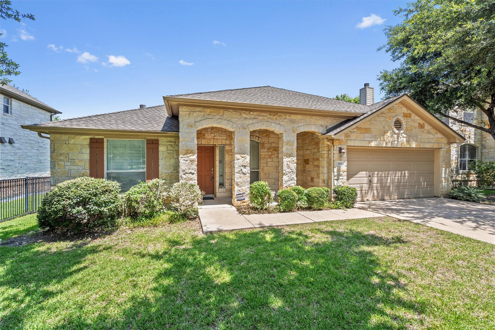 1102 Winding Creek Place Pl Property Photo 2