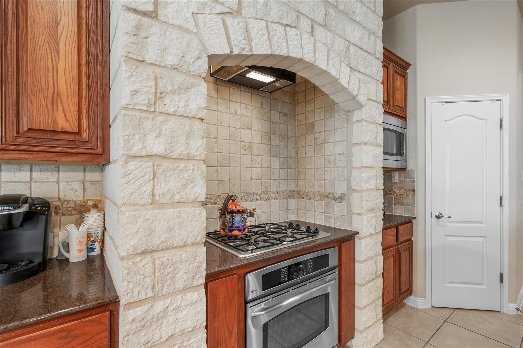 1102 Winding Creek Place Pl Property Photo 14