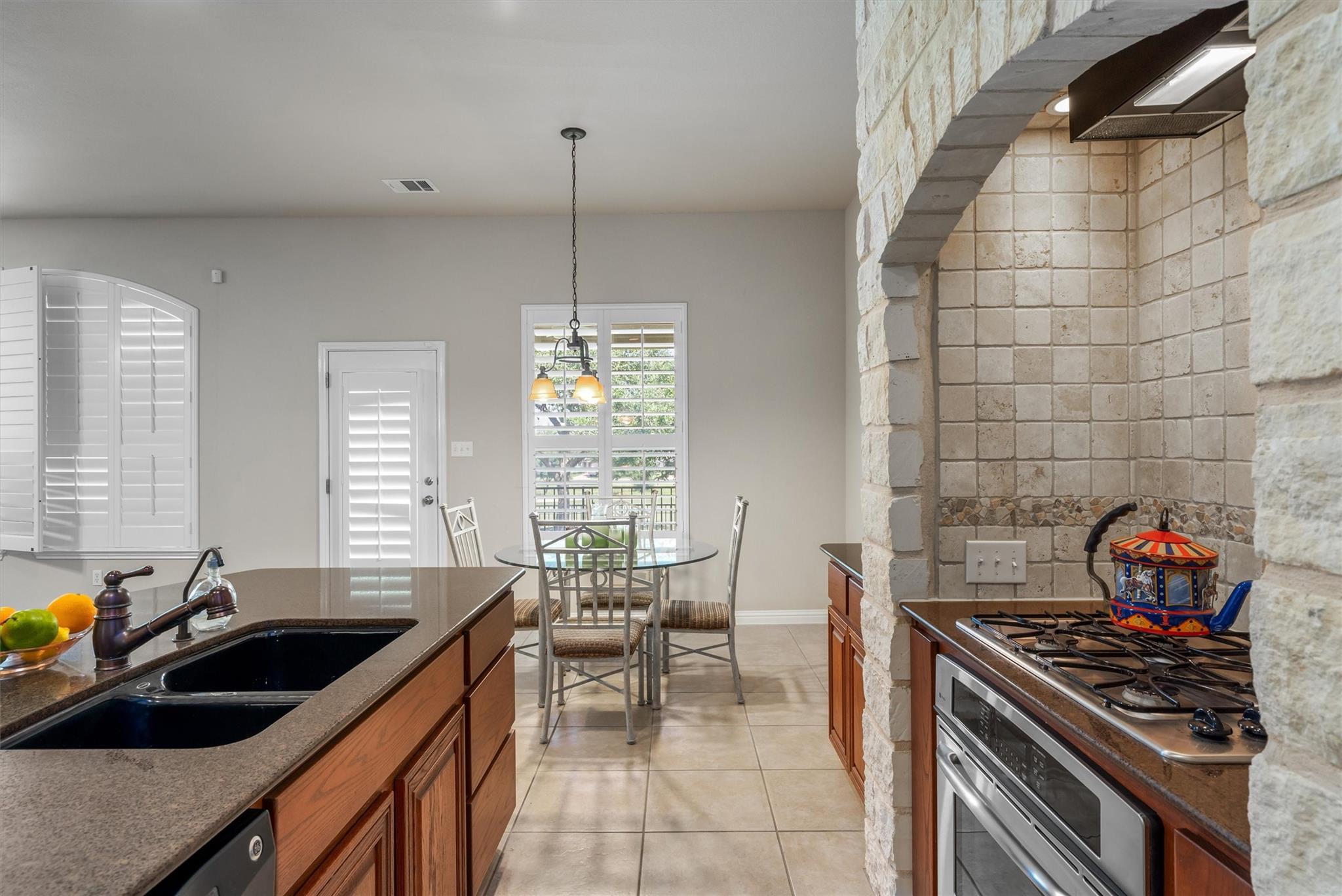 1102 Winding Creek Place Pl Property Photo 16
