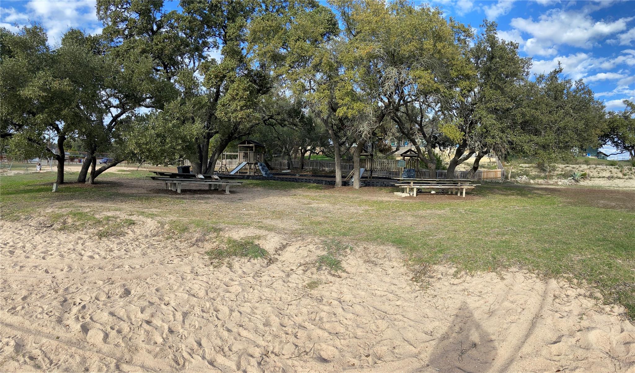 10627 Lake Park Dr Property Photo 11