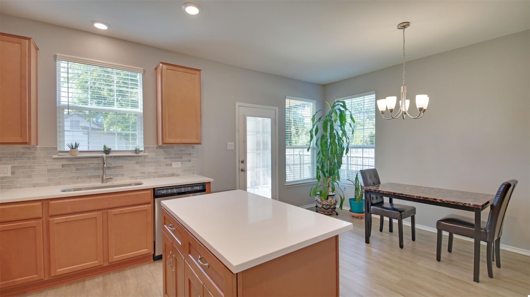 446 Thunder Valley Trl Property Photo 14