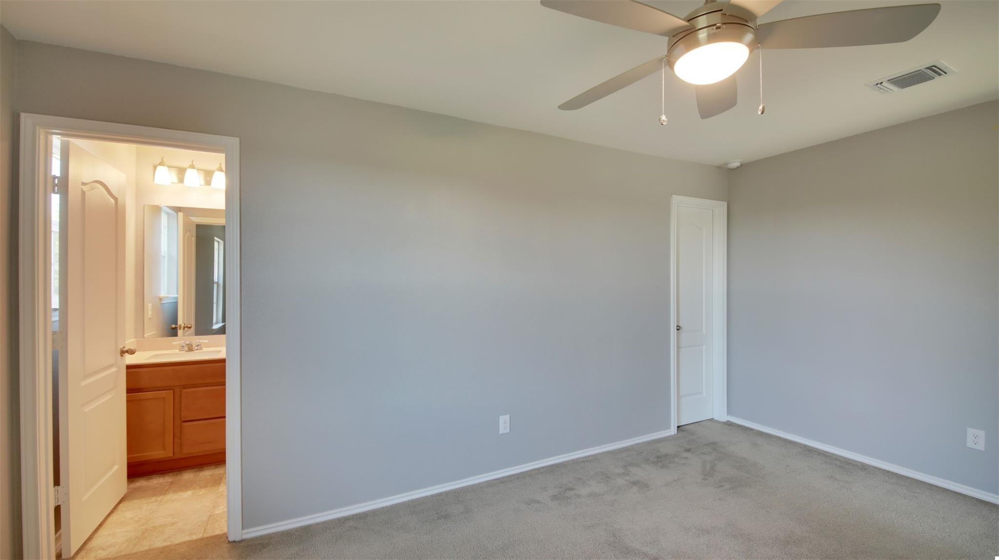 446 Thunder Valley Trl Property Photo 27