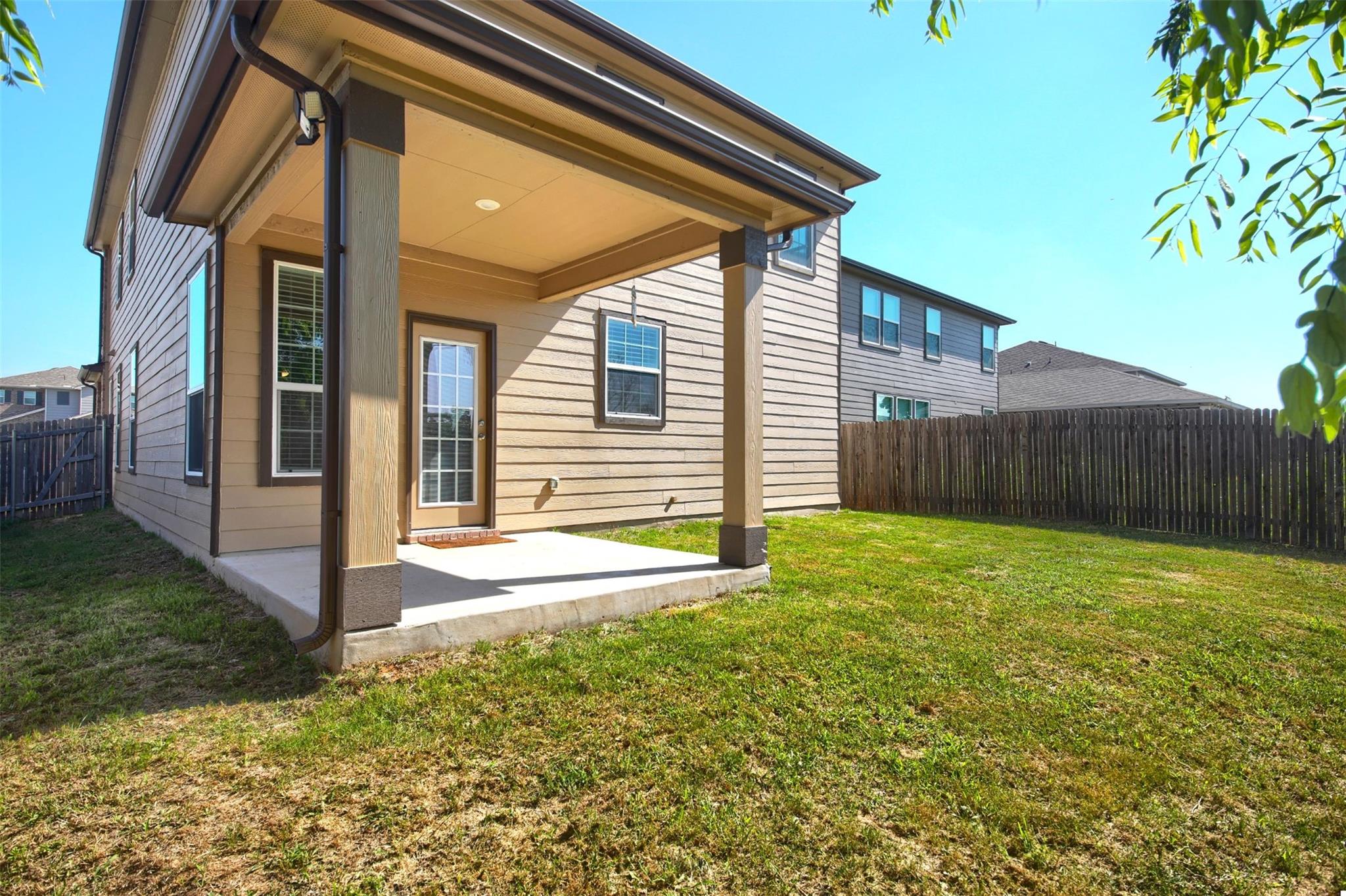 446 Thunder Valley Trl Property Photo 35