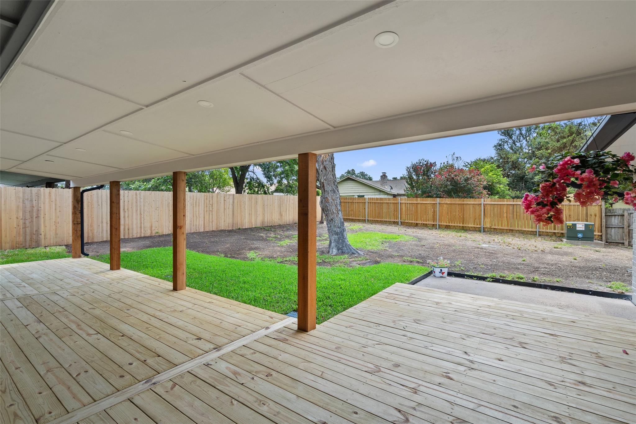 9203 Quail Wood Dr Property Photo 37