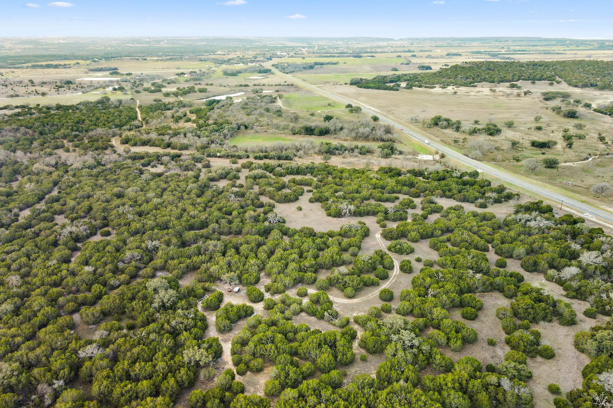 S Hwy 281 Property Photo 3