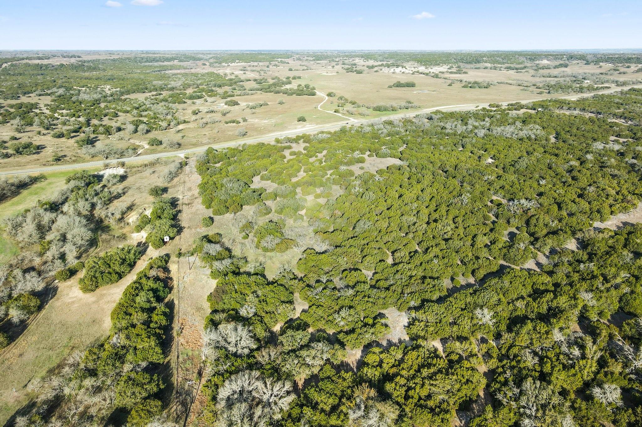 S Hwy 281 Property Photo 6