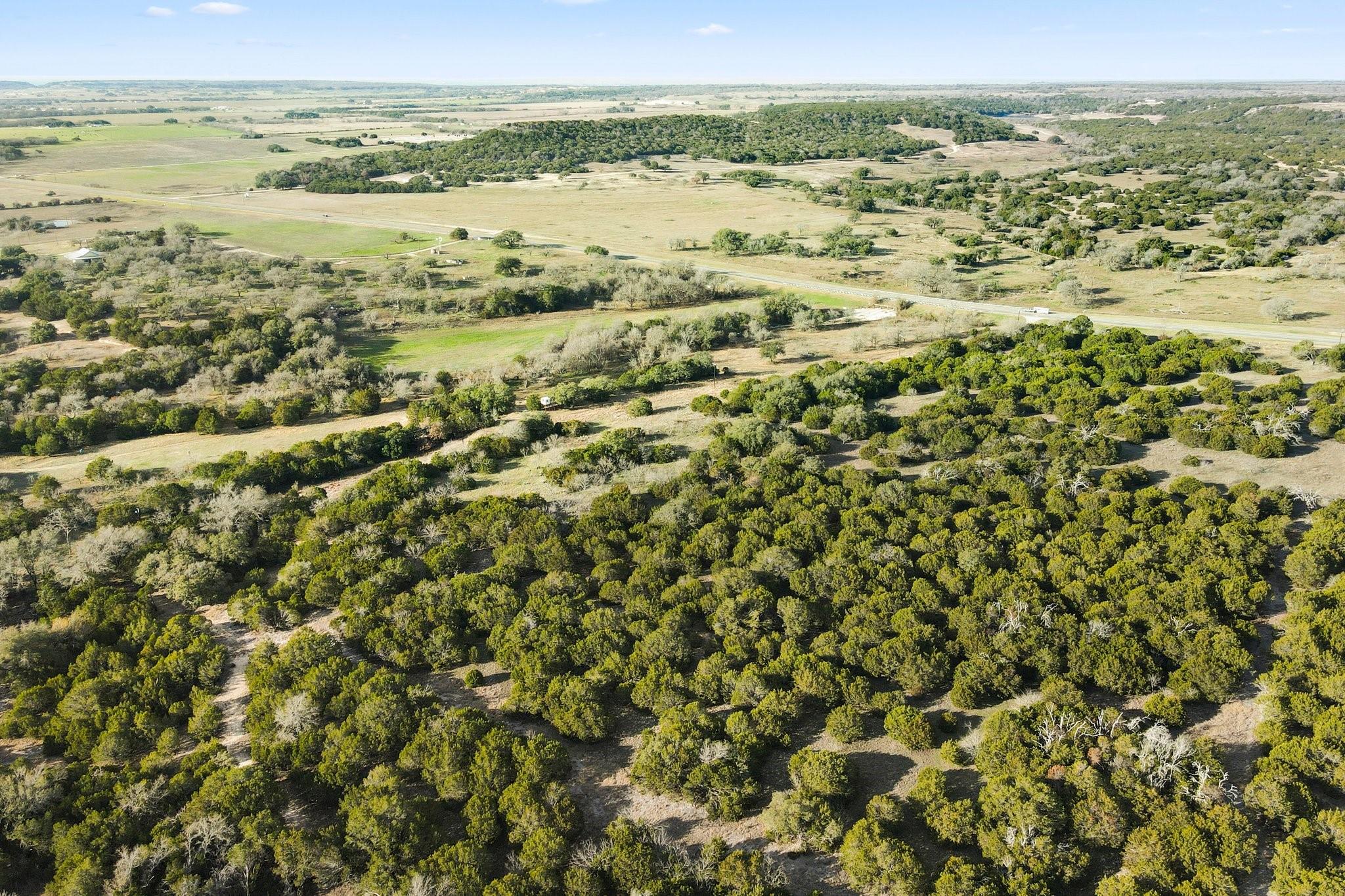 S Hwy 281 Property Photo 8