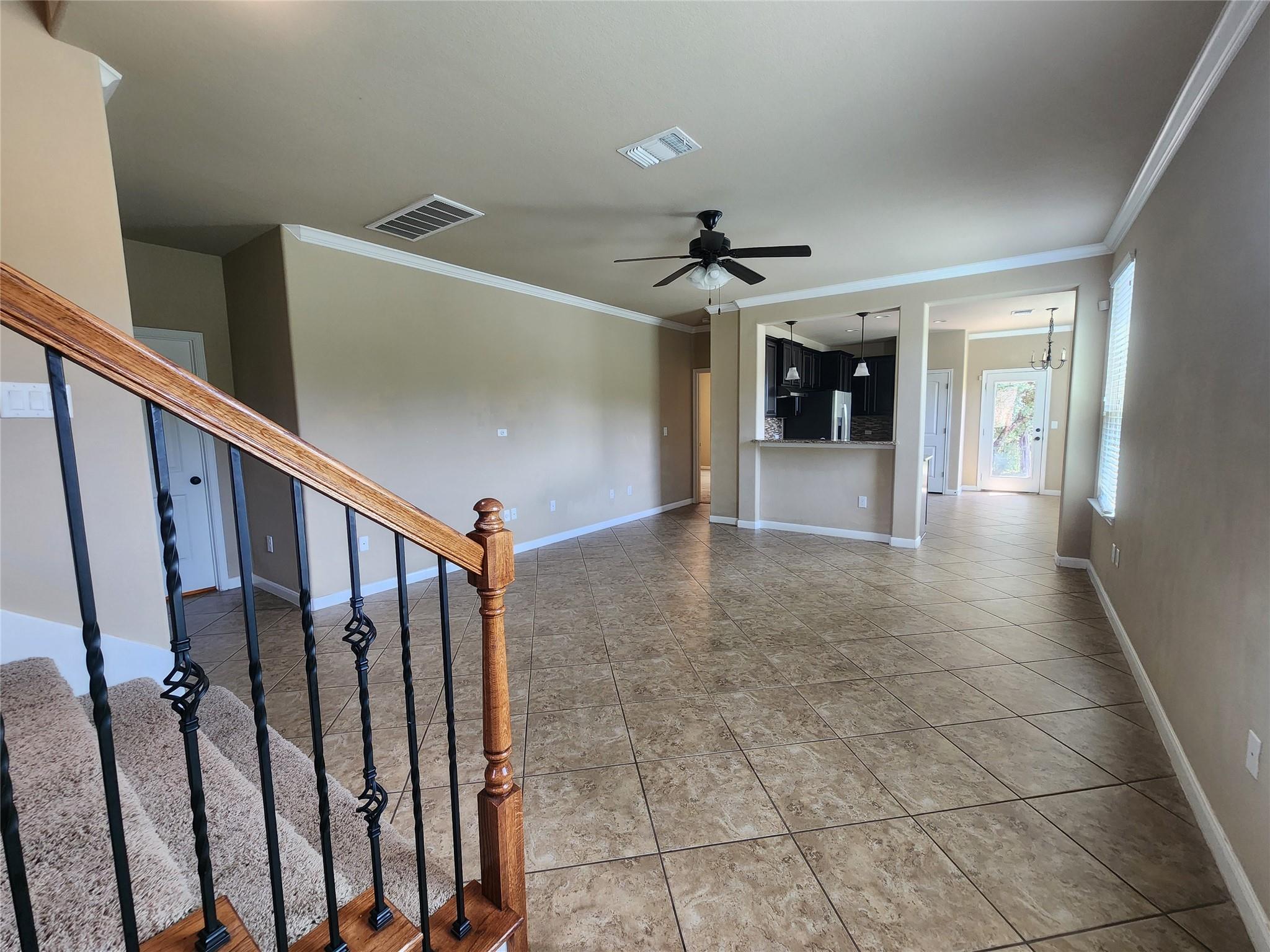 518 S Meadowlark St B Property Photo 7