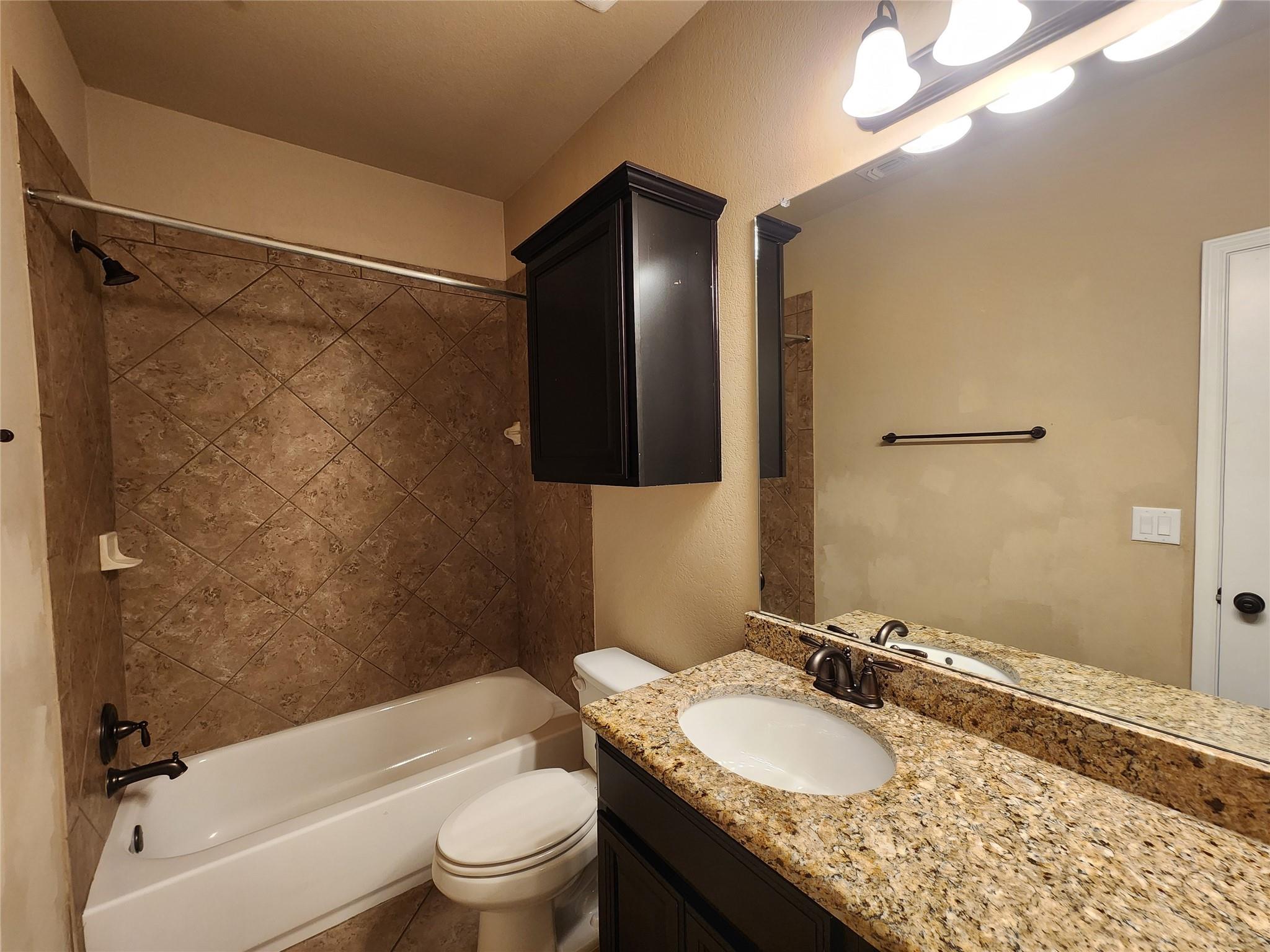 518 S Meadowlark St B Property Photo 17