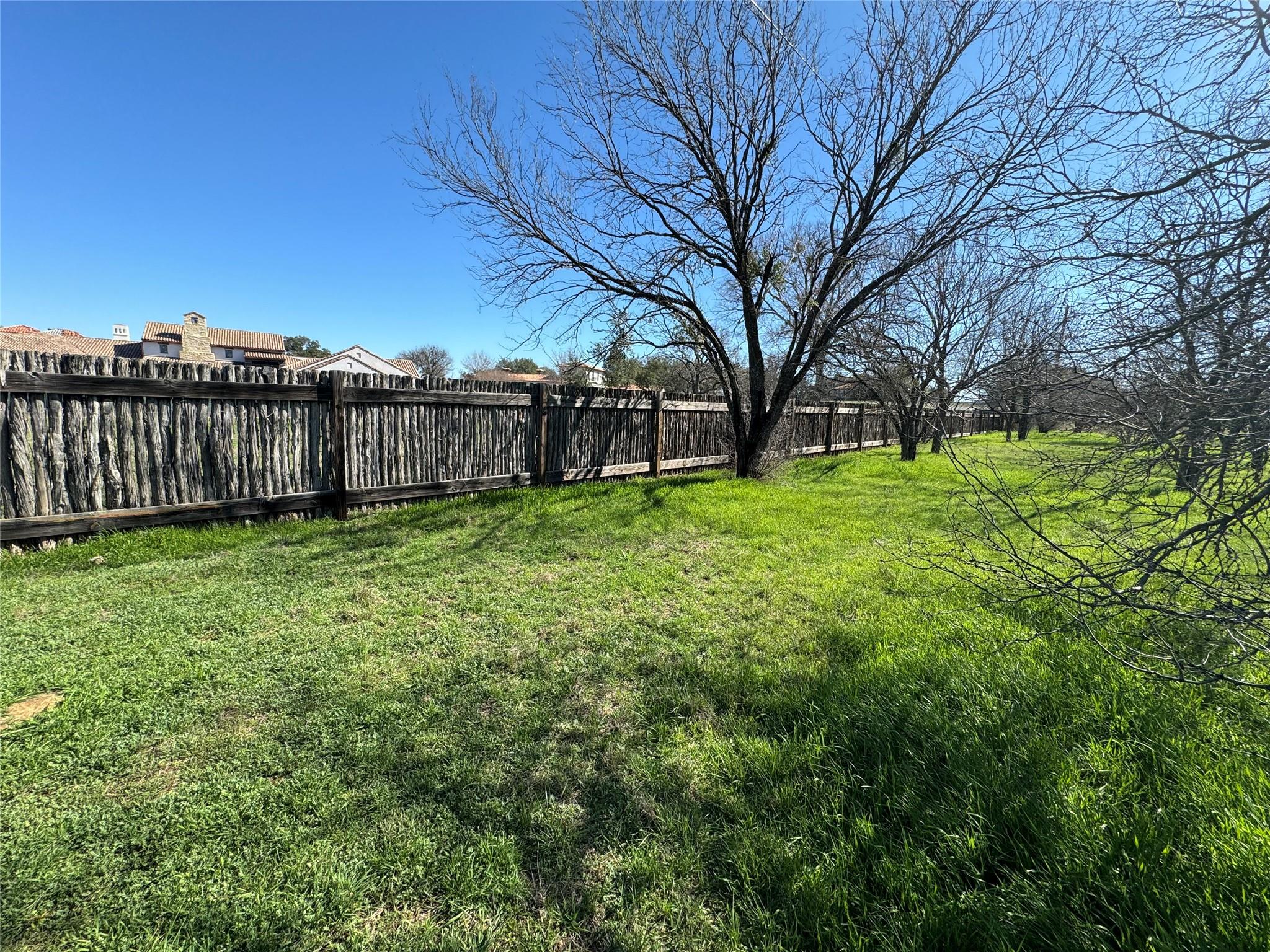 W22067-b Sun Ray Dr Property Photo 16