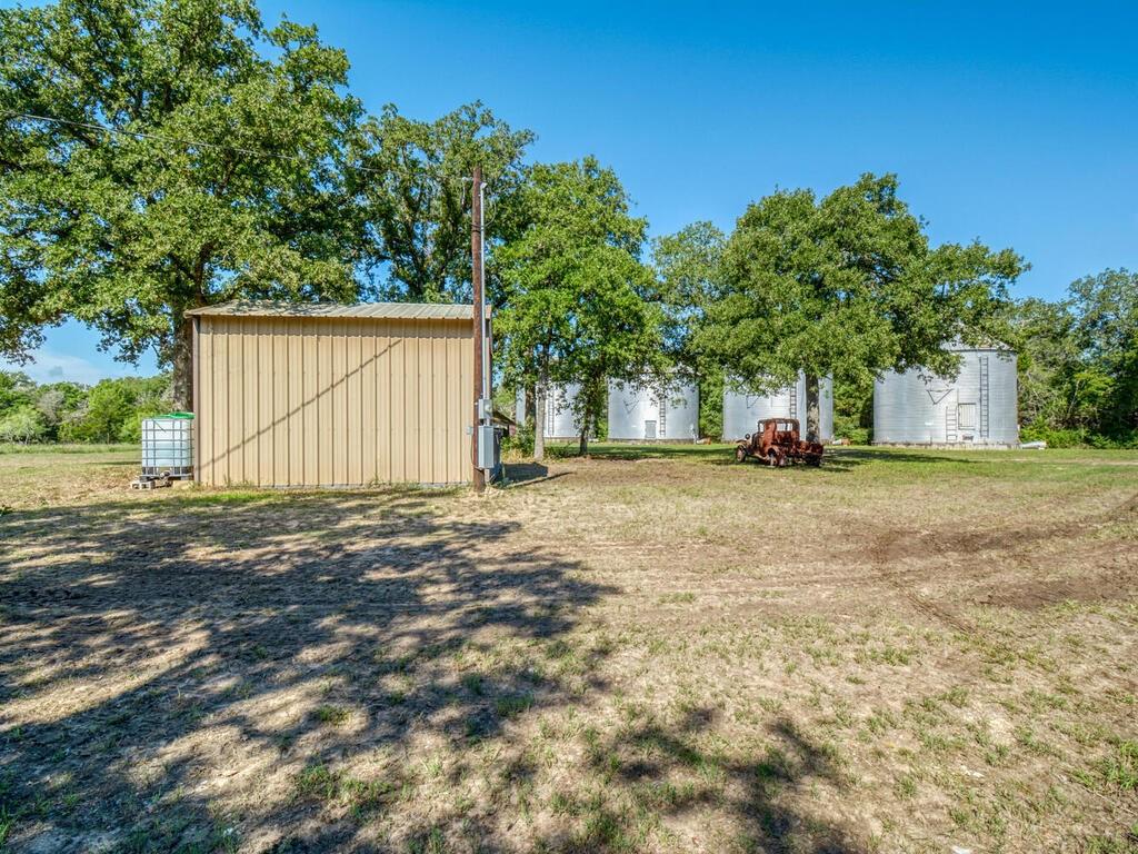 2540 E State Highway 71 None Property Photo 10