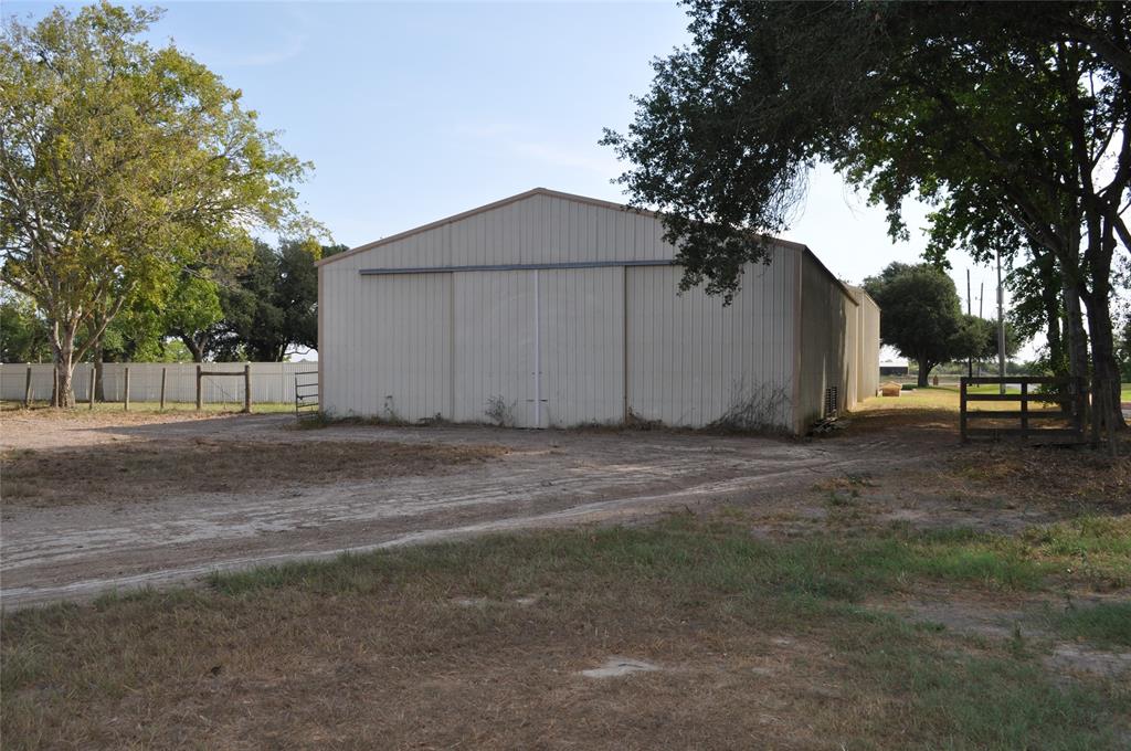 1713 Woody Ln Property Photo 21