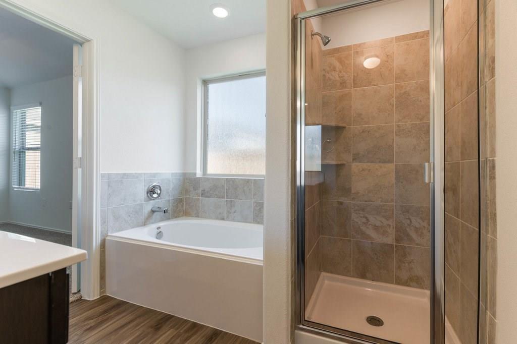 3813 Fort Collins Dr Property Photo 15