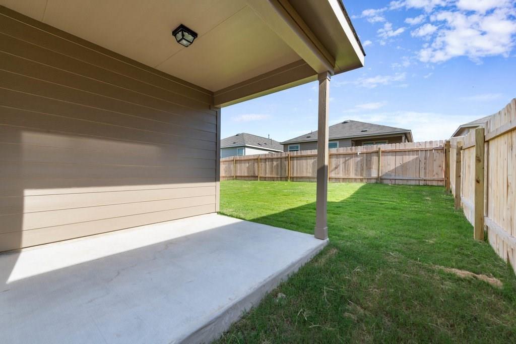 3813 Fort Collins Dr Property Photo 19