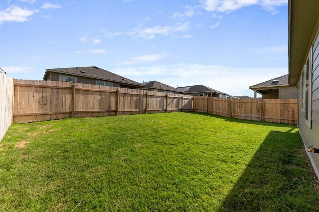 3813 Fort Collins Dr Property Photo 22
