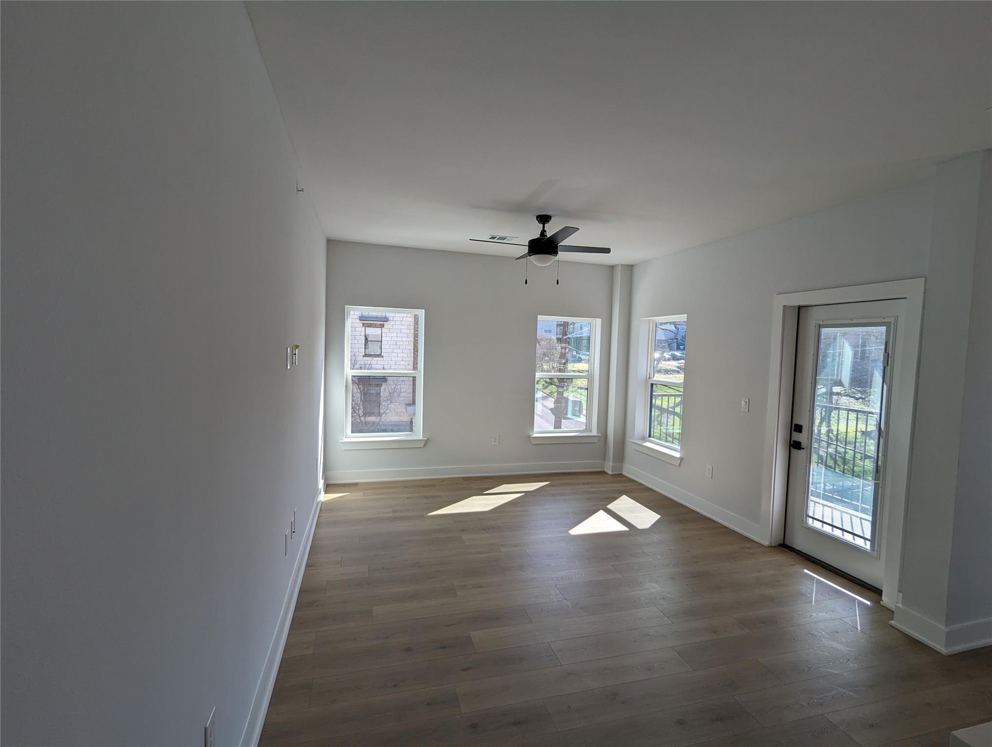 2500 Longview St 322 Property Photo 8