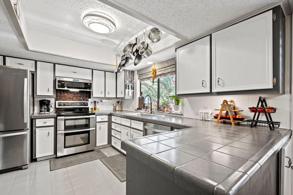 106 Longcope Loop Property Photo 4