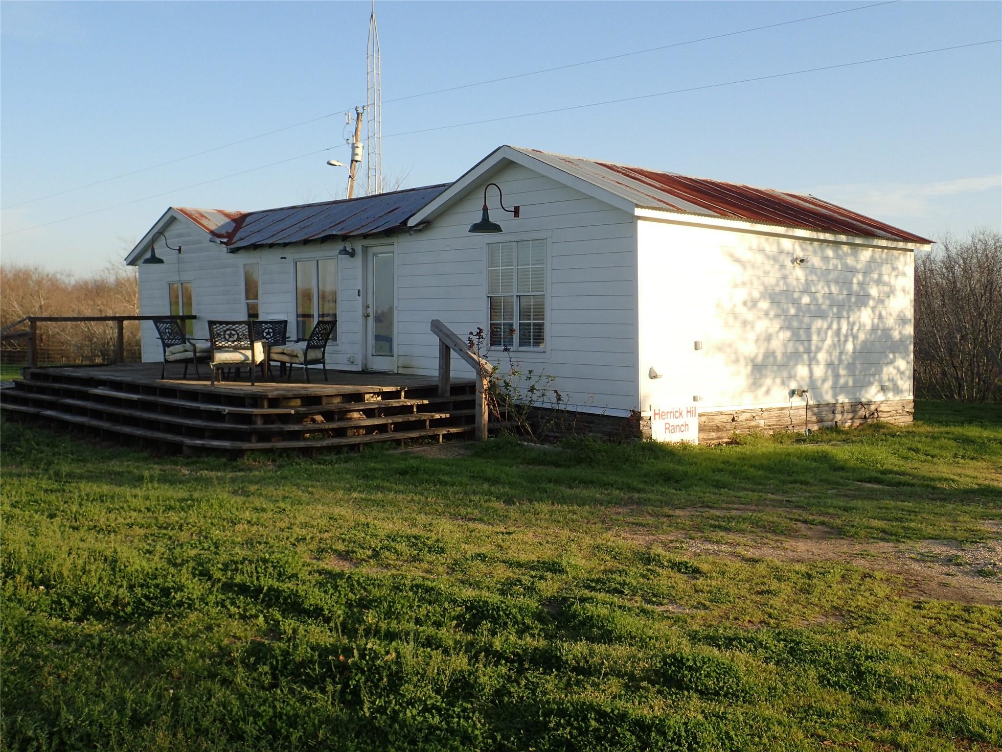 471 Fm 1296 Highway Property Photo 1