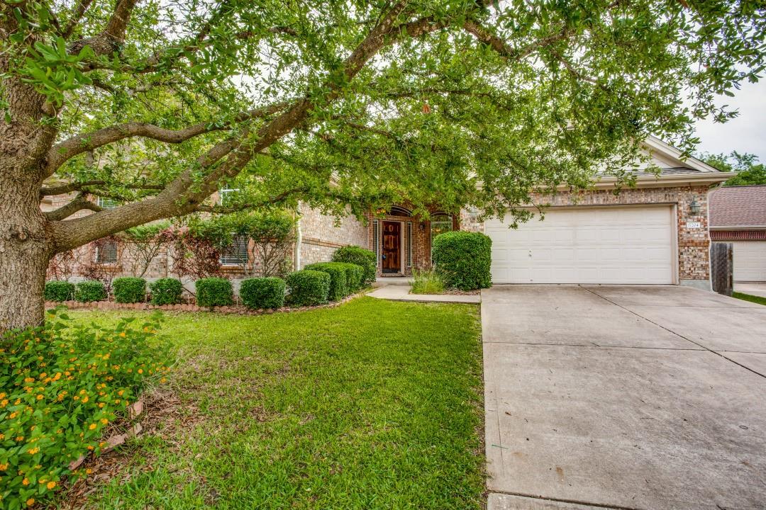 17204 Ennis Trl Property Photo 3