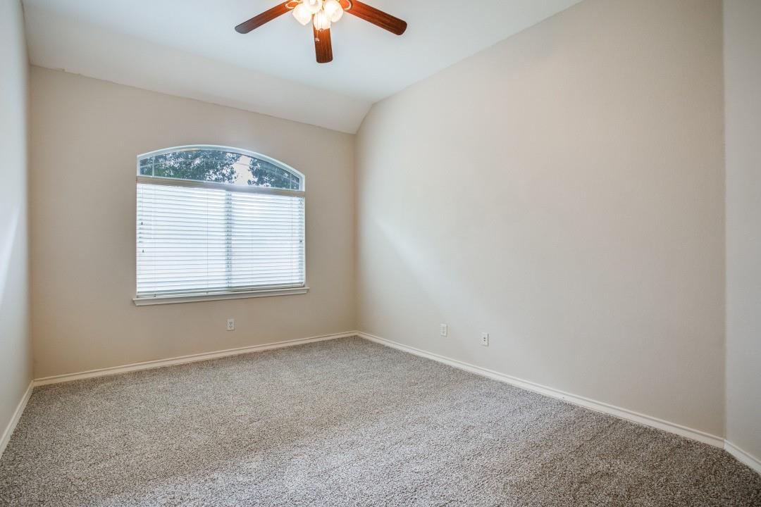 17204 Ennis Trl Property Photo 10