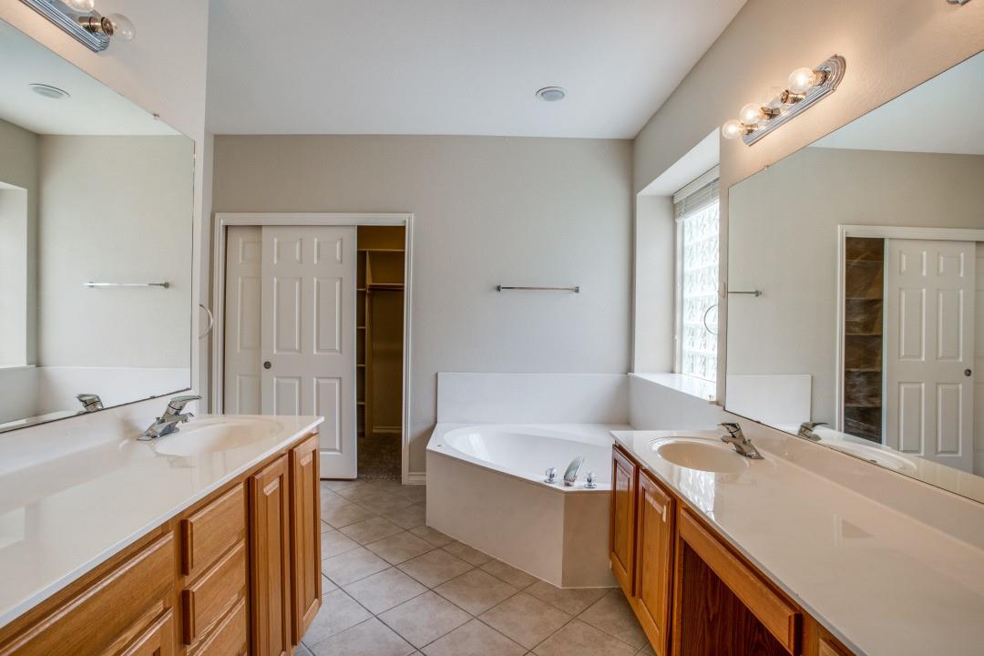 17204 Ennis Trl Property Photo 15