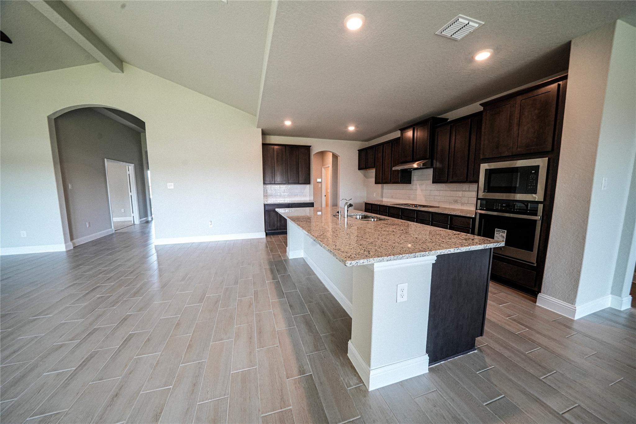 209 Canton Chase Property Photo 6