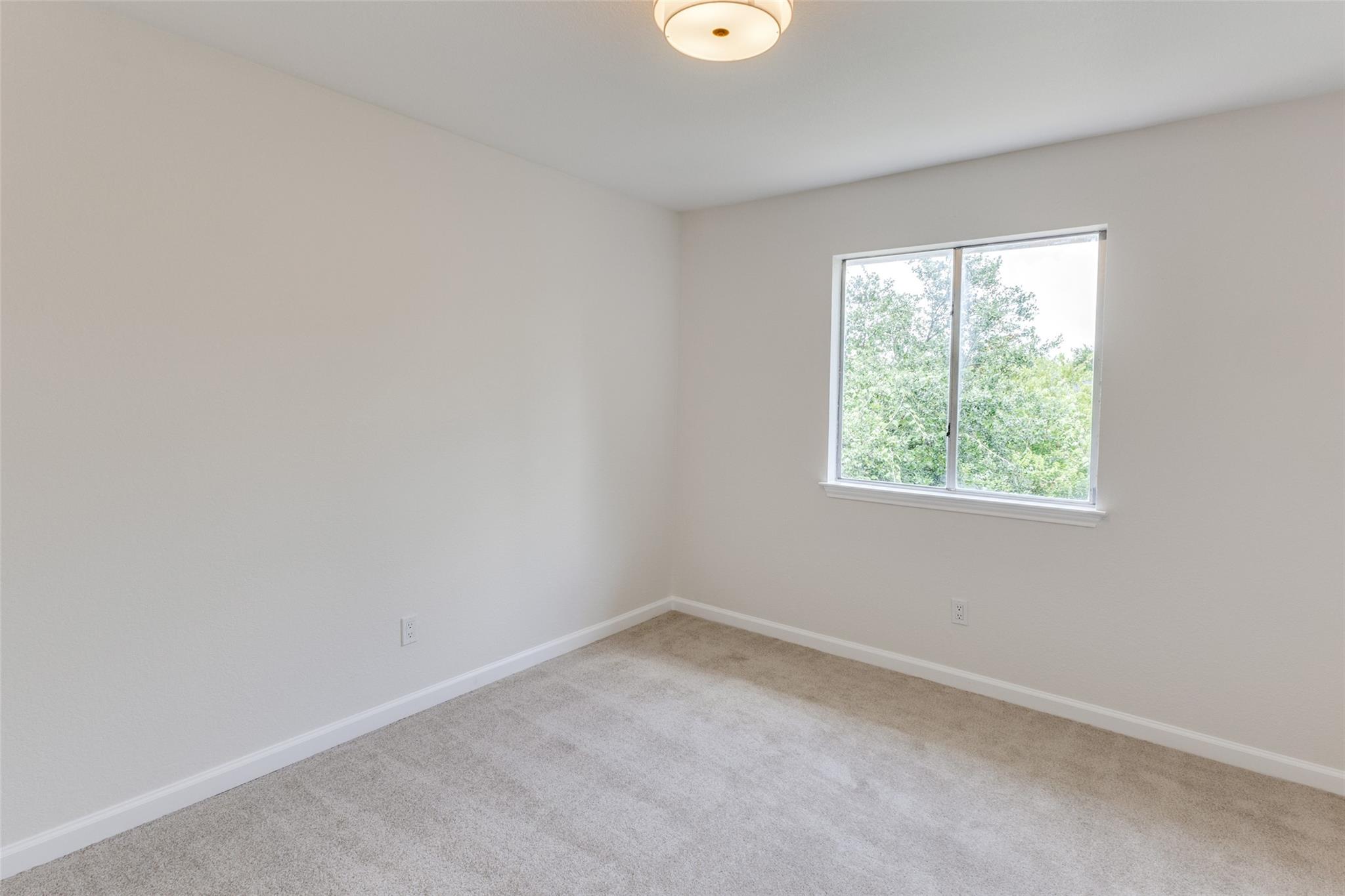 15413 Ozone Pl Property Photo 29