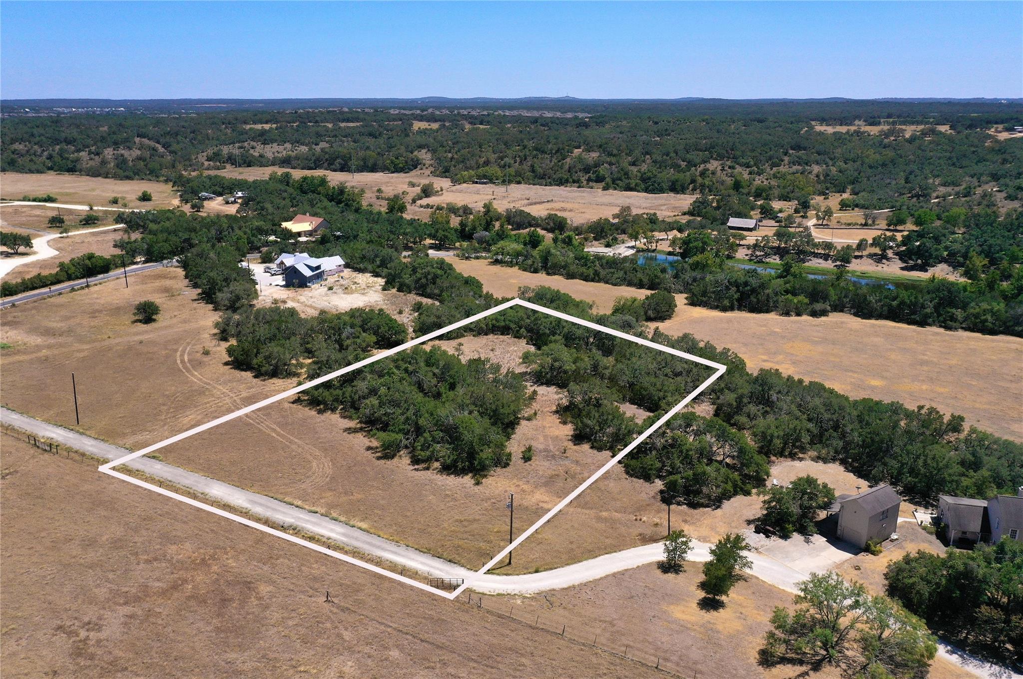 195 Ledgetop Ln Property Photo 1