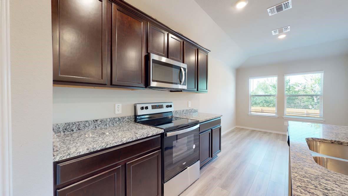 149 Hugh Dr Property Photo 4
