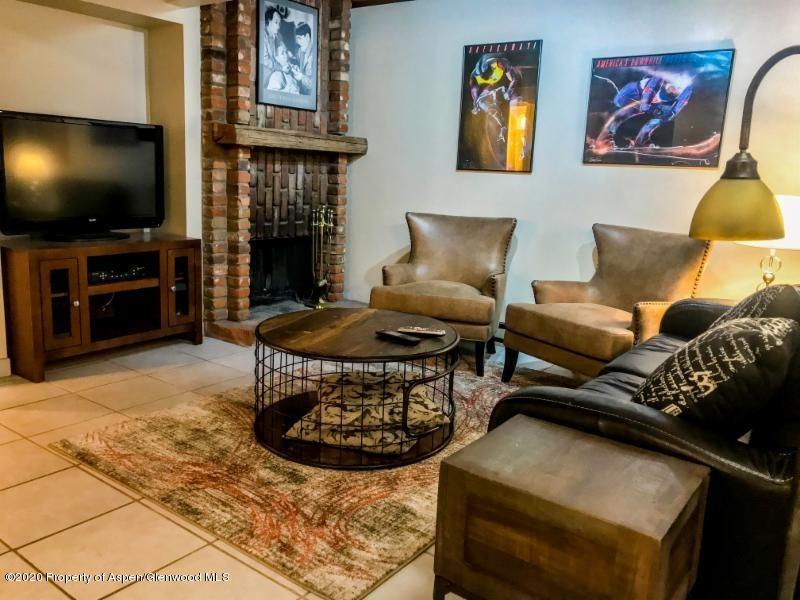 630 E Cooper Avenue, 5 Property Photo