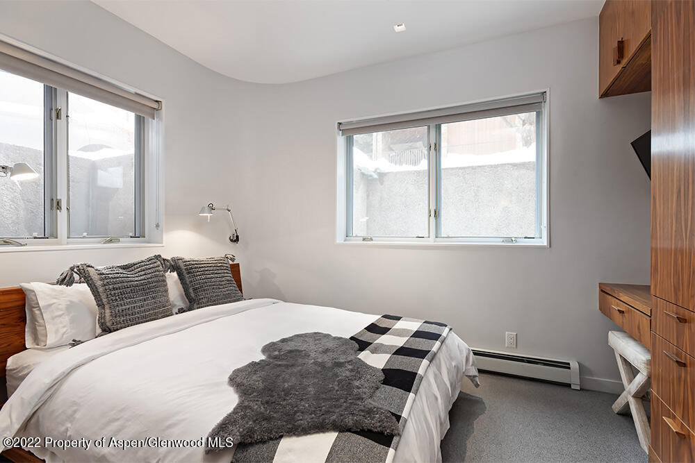 623 S Monarch Avenue, Unit C Property Photo 15