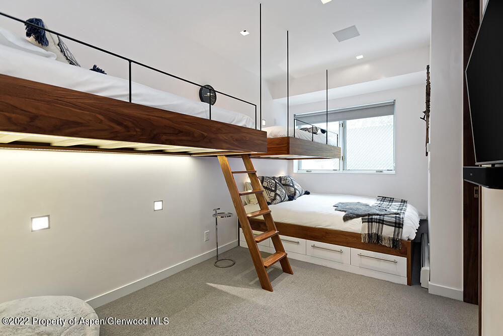 623 S Monarch Avenue, Unit C Property Photo 16
