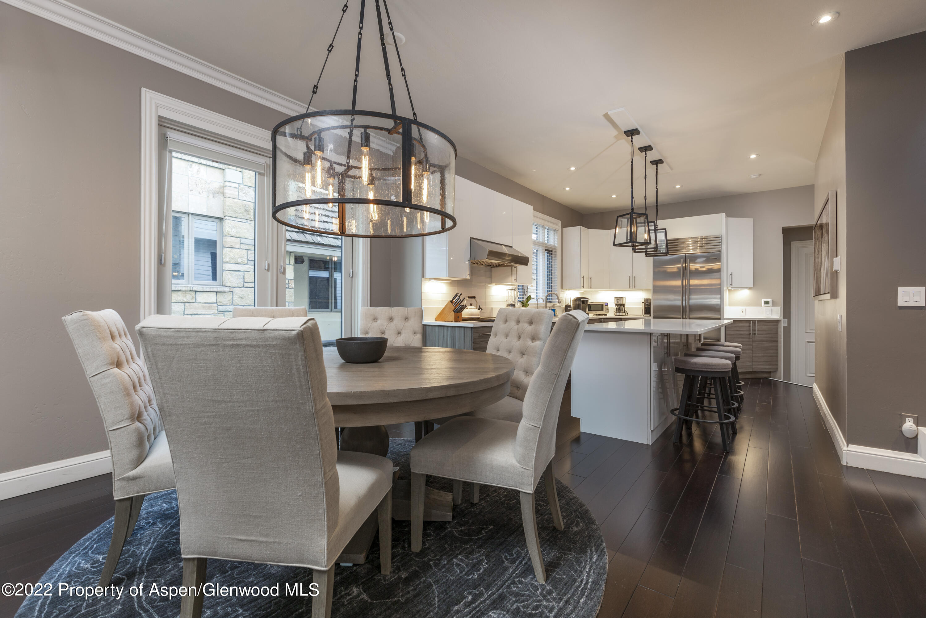 922 E Cooper Avenue Property Photo 4