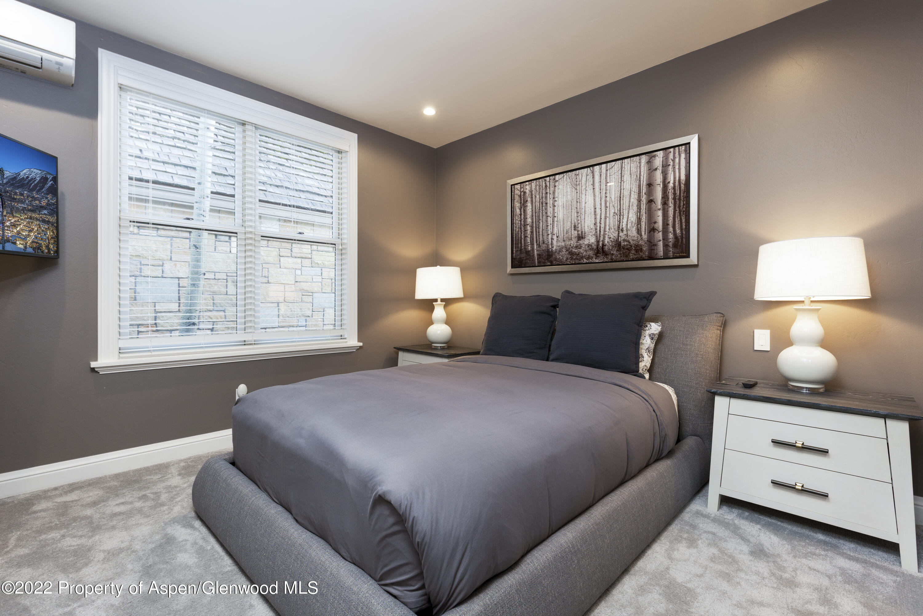 922 E Cooper Avenue Property Photo 10