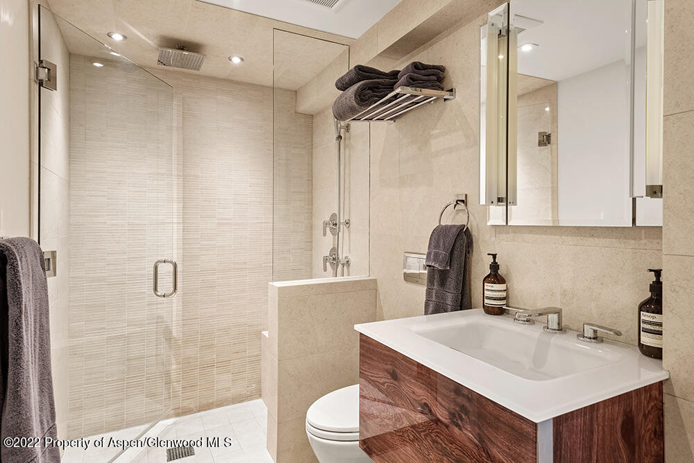 119 E Cooper Avenue, 15 Property Photo 12