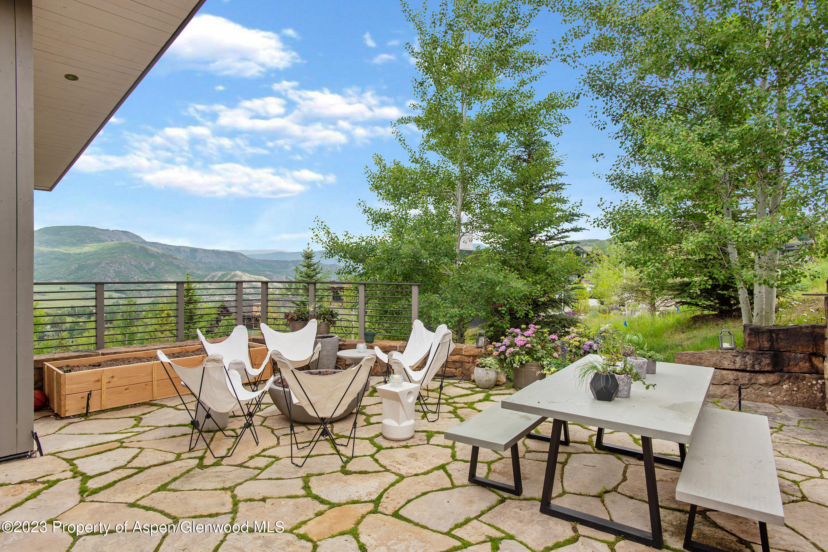 269 Gambel Way Property Photo 7