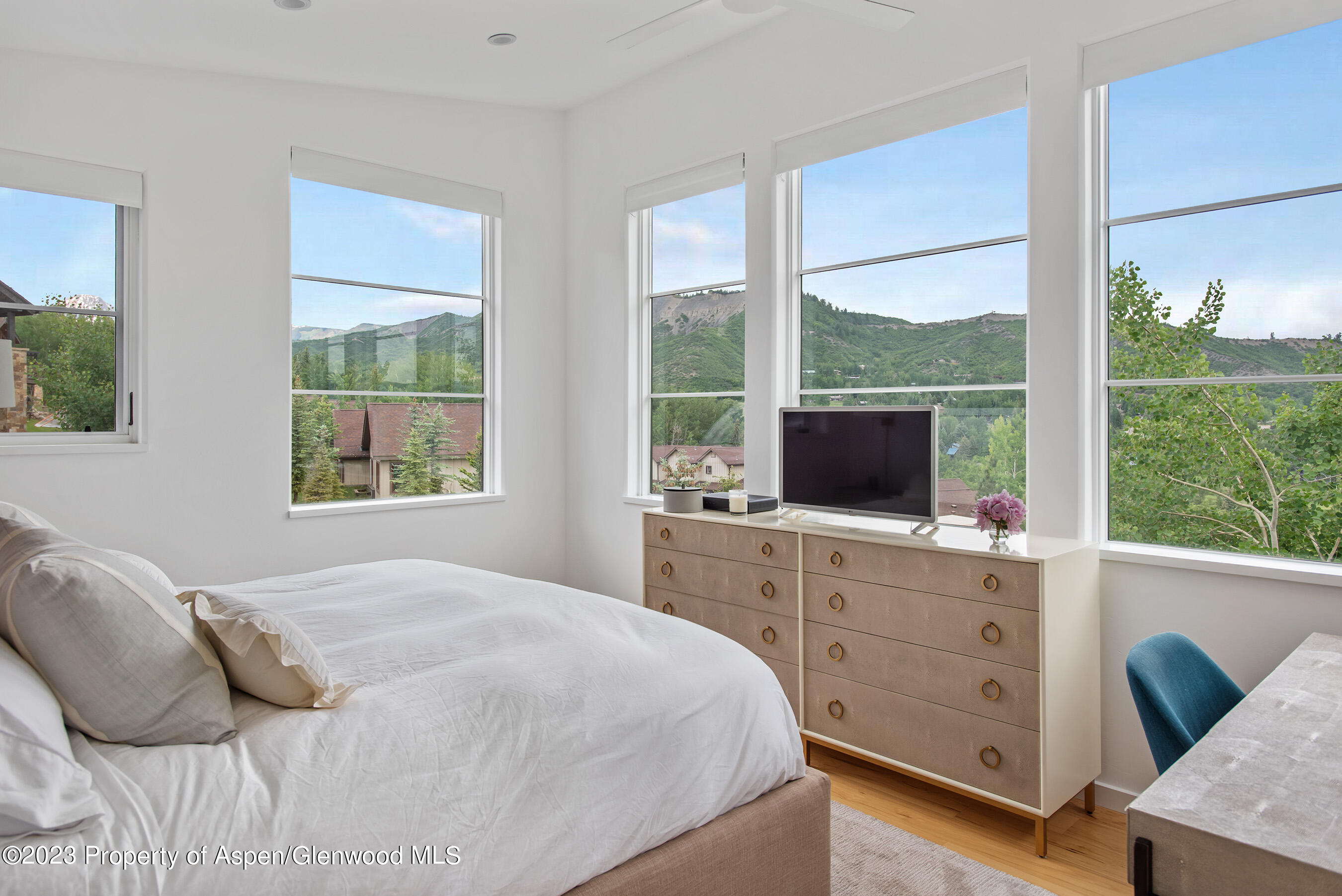 269 Gambel Way Property Photo 11