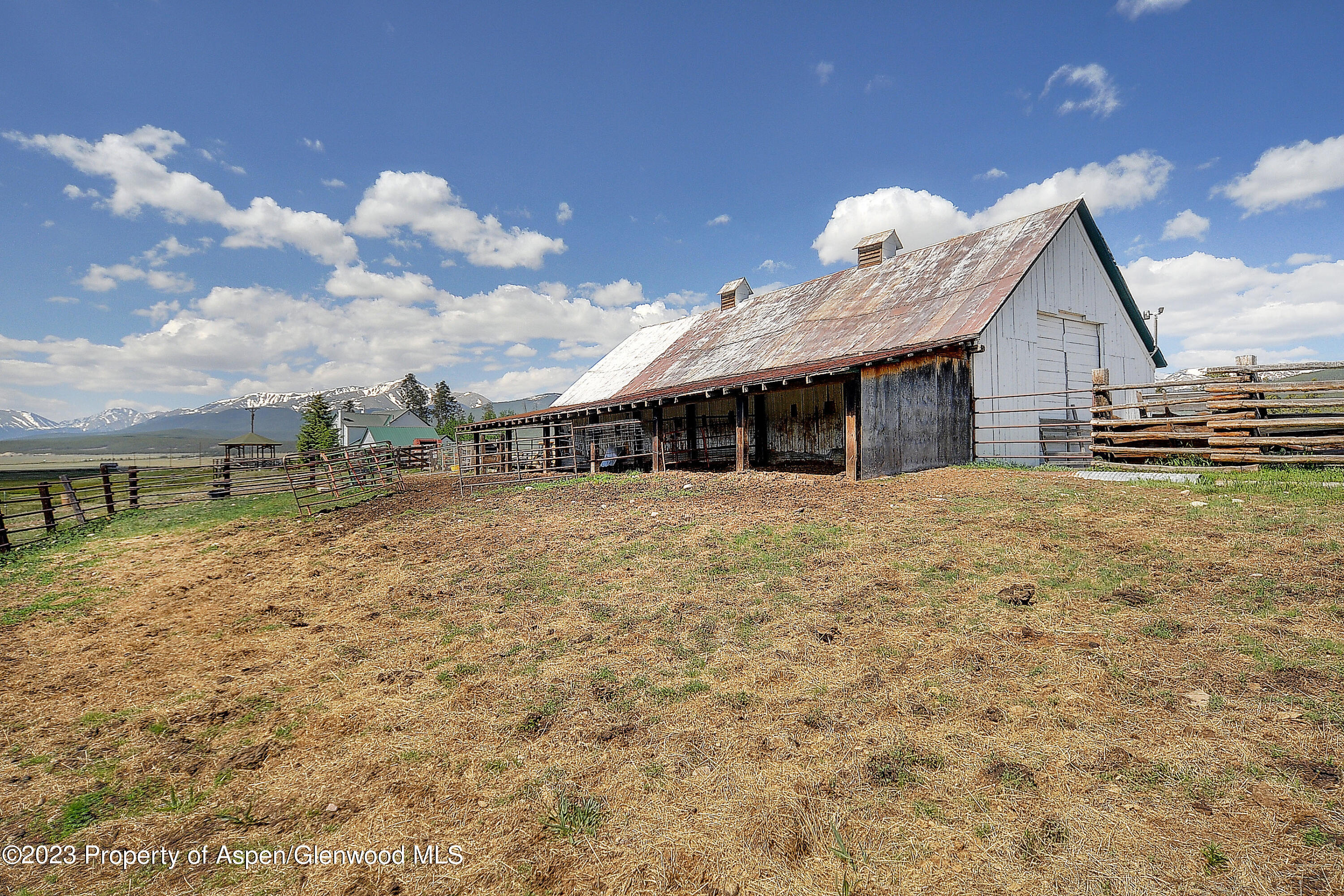875 Hwy 300 Property Photo 21
